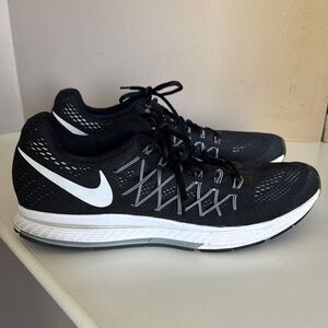 Nike Men's Black Running Shoes